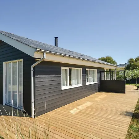 Two-bedroom In *